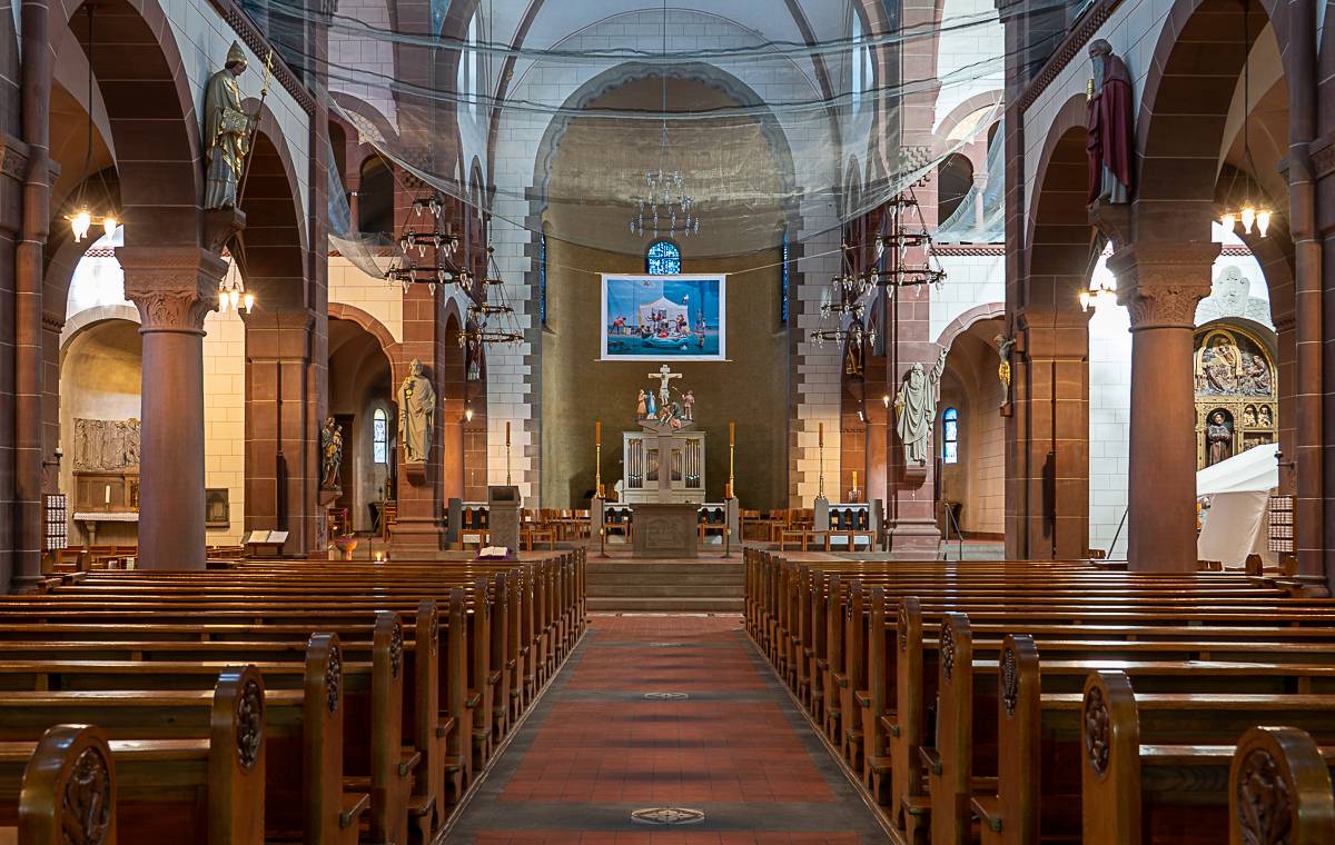 Herz Jesu Ettlingen, Innenaufnahme